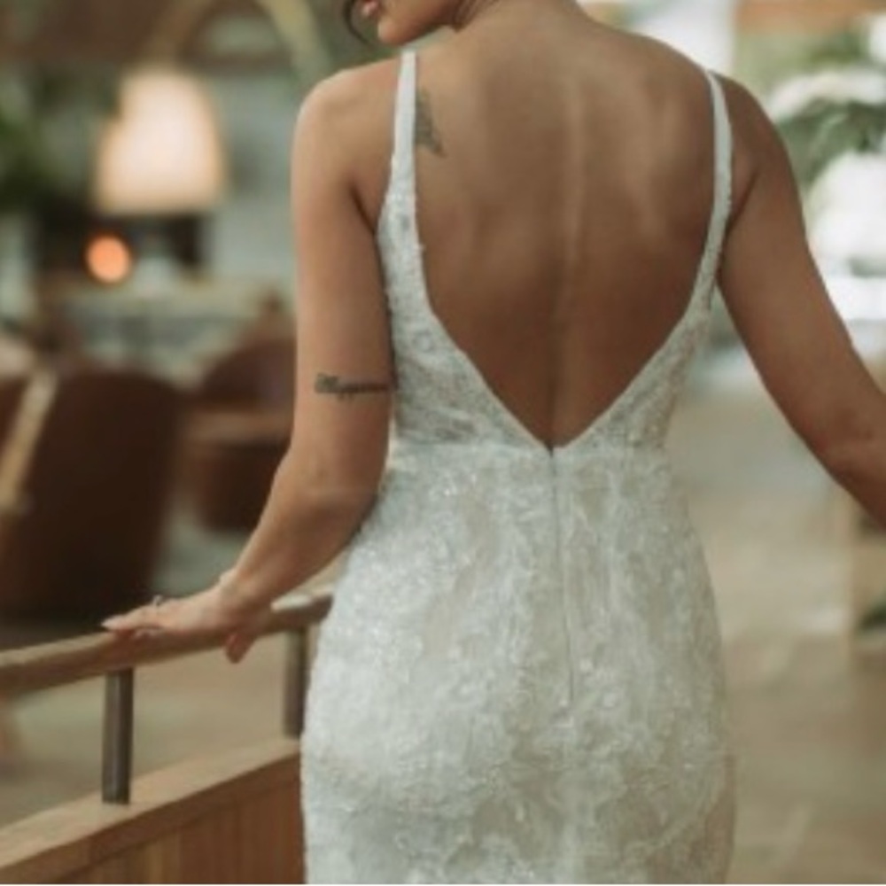 Wedding dress